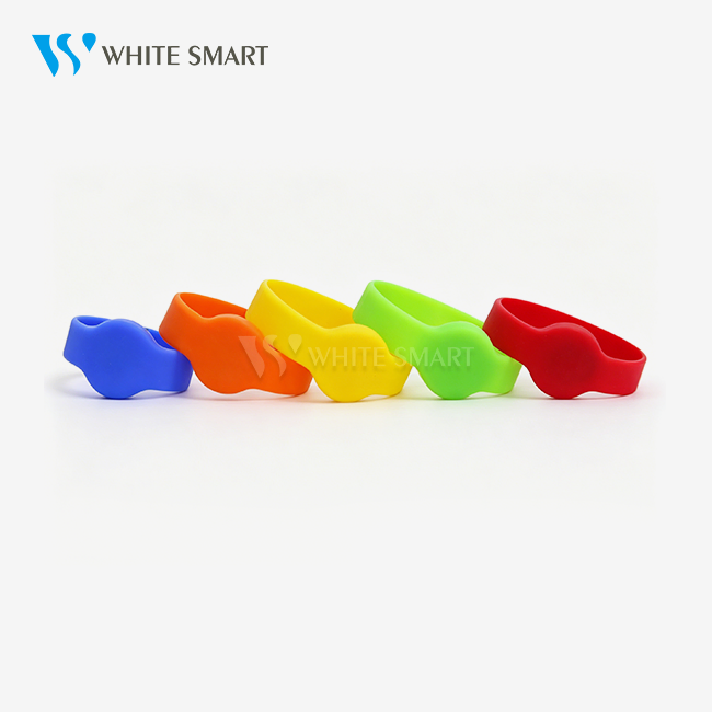 RFID silicone wristband